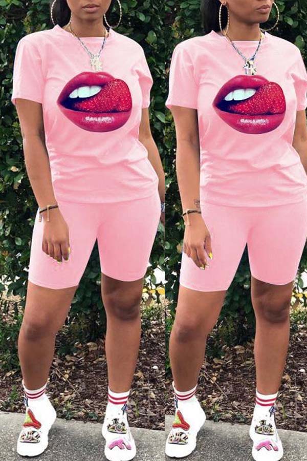 

Lovely Leisure Lip Print Light Pink Two-piece Shorts Set