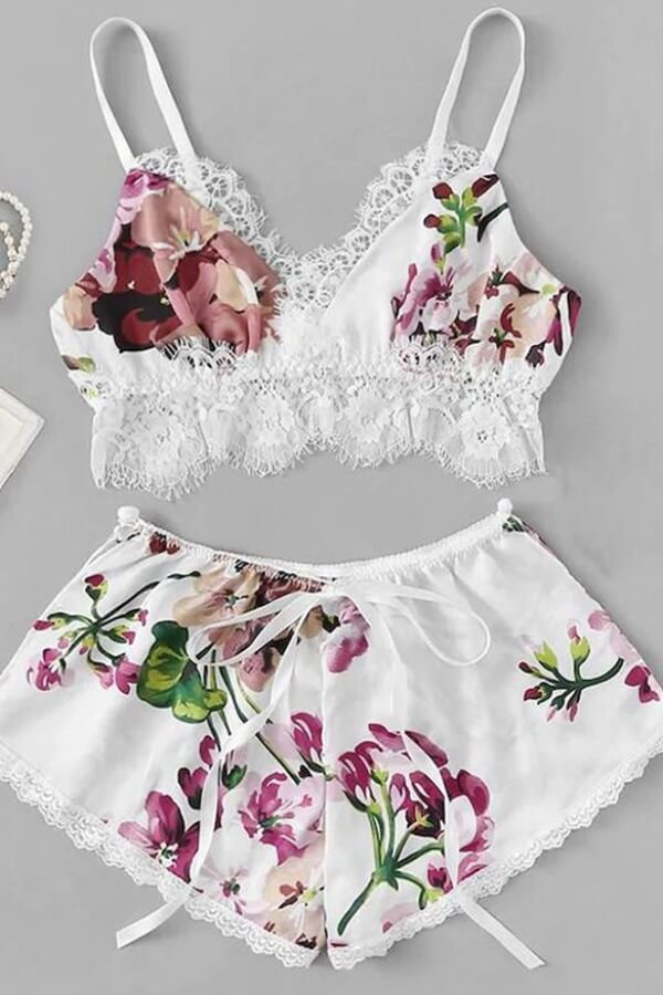

Lovely Sexy Print White Sleepwear