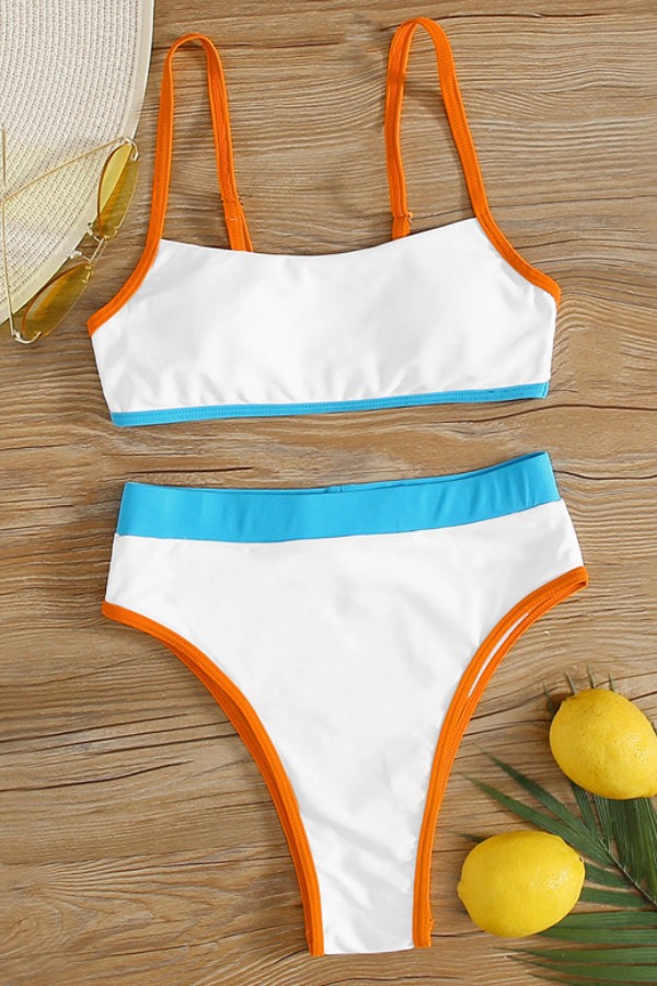 

Lovely Patchwork White Two-piece Swimsuit