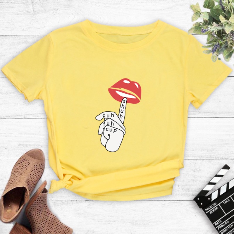 

Lovely Leisure O Neck Lip Print Yellow T-shirt