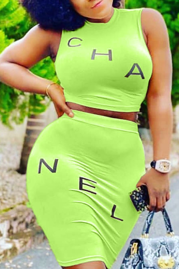 

lovely Casual Letter Green Plus Size Two-piece Skirt Set