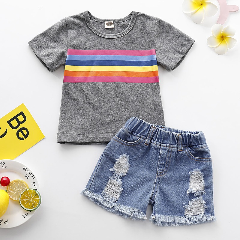 

lovely Casual Striped Grey Girl Two-piece Shorts Set