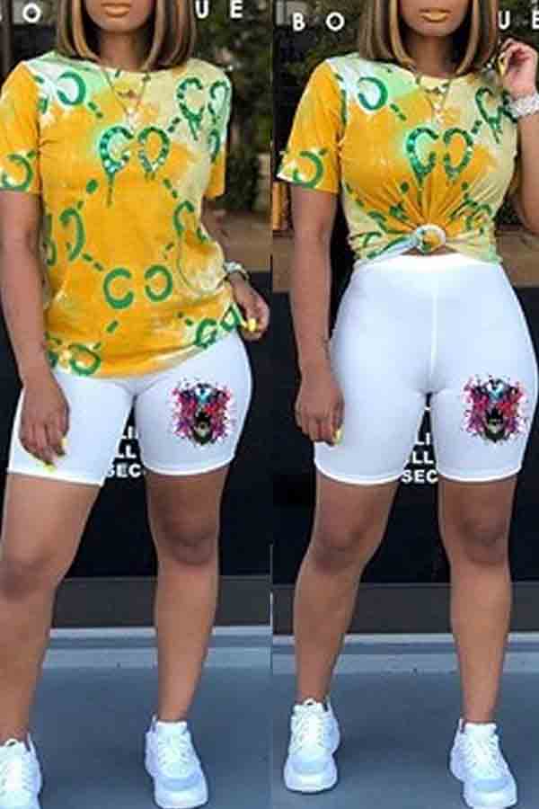 

lovely Casual Print Yellow Two-piece Shorts Set