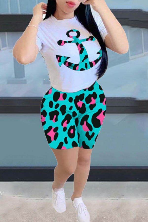 

lovely Casual O Neck Print Green Two-piece Shorts Set