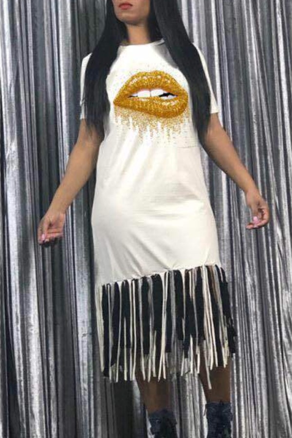 

lovely Casual Lip Print Tassel Design White Mid Calf Dress