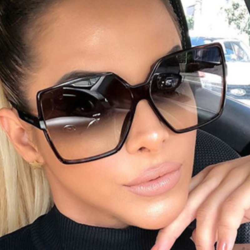 

lovely Trendy Big Frame Design Black Sunglasses