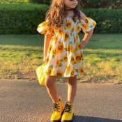lovely Casual Sunflower Print Yellow Girl Knee Len