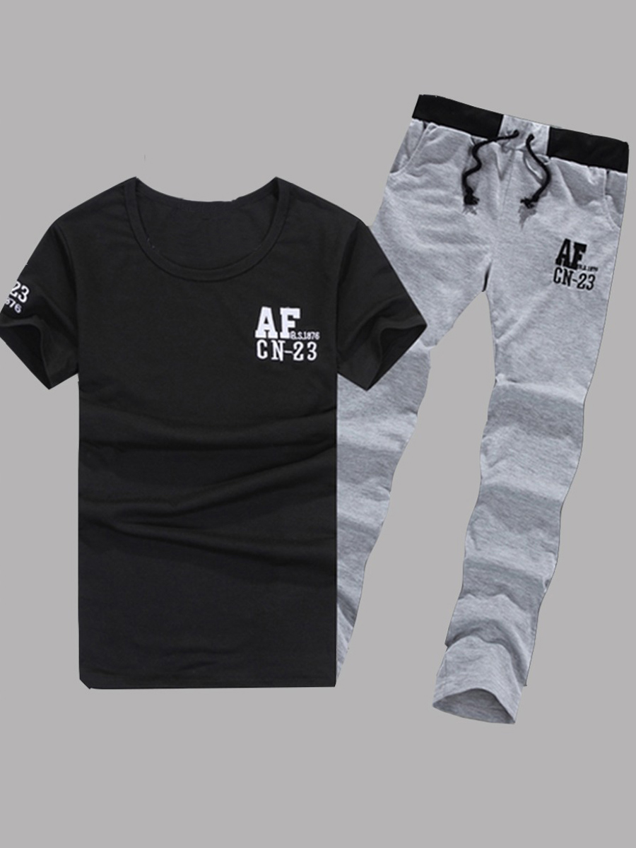 

Men Lovely Casual O Neck Letter Print Black Two-piece Pants Set
