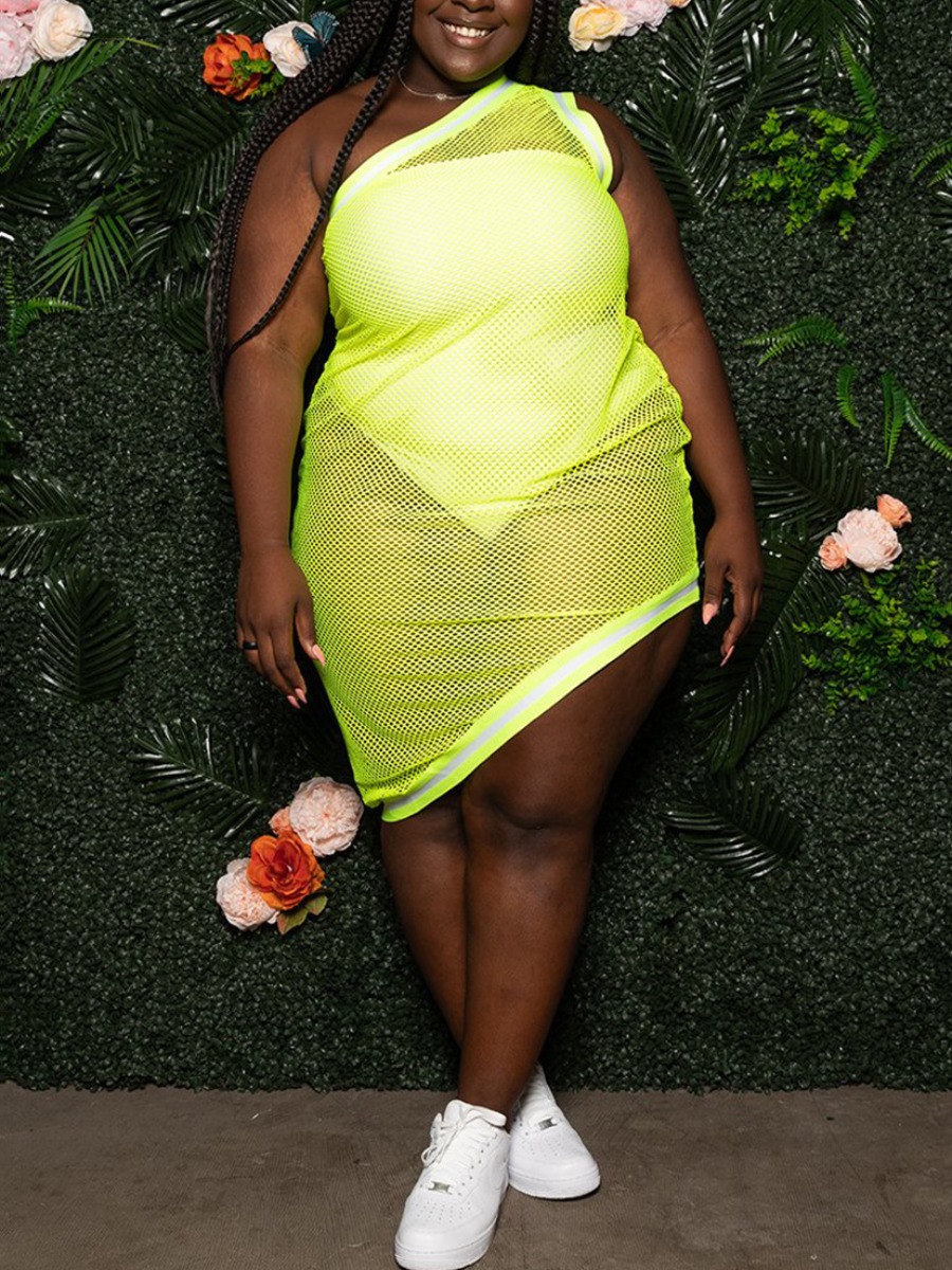 

lovely Sexy One Shoulder See-through Green Knee Length Plus Size Dress