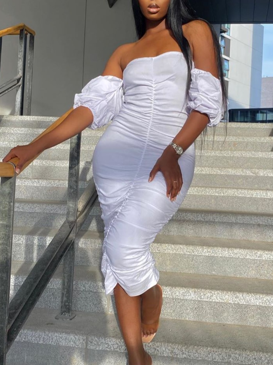

Lovely Party Dew Shoulder Fold Design White Knee Length Dress