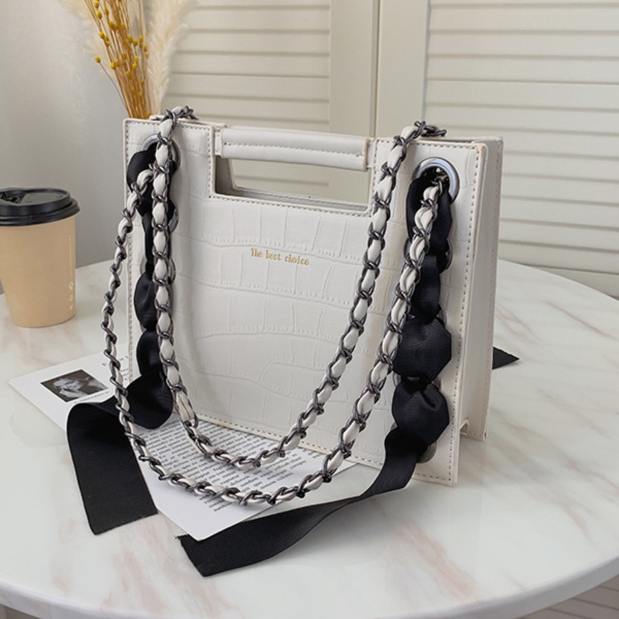 

lovely Chic Chain Strap White Messenger Bag