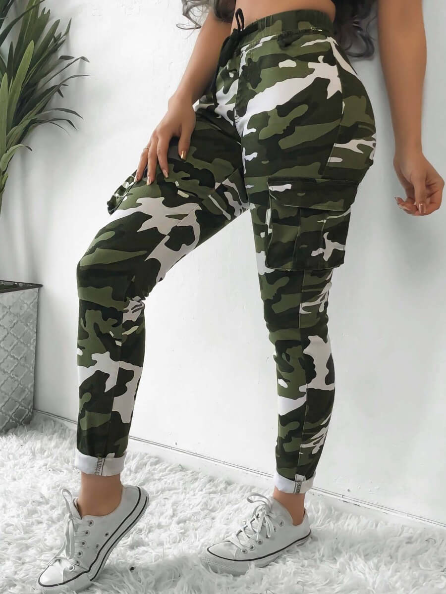 

Lovely Street Camo Print Skinny Pants