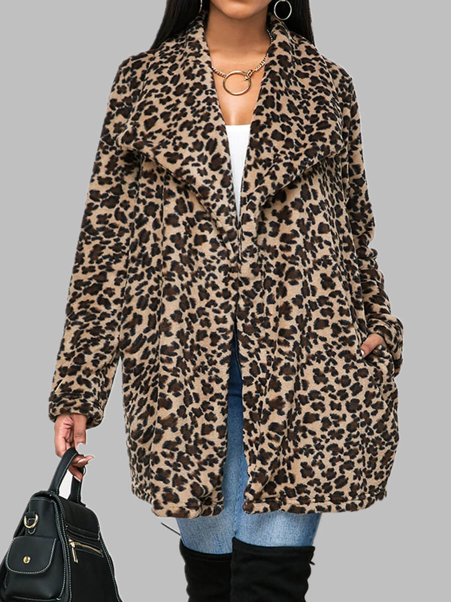 

Lovely Trendy Turndown Collar Leopard Print Leather