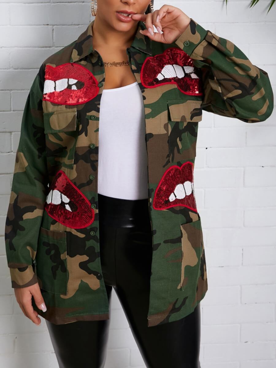 

LW Camo Print Lip Decoration Coat