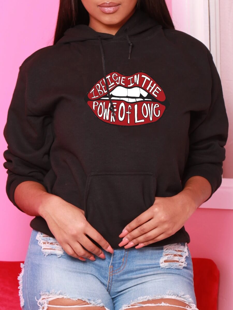 

Lovely Casual Hooded Collar Lip Print Black Hoodie