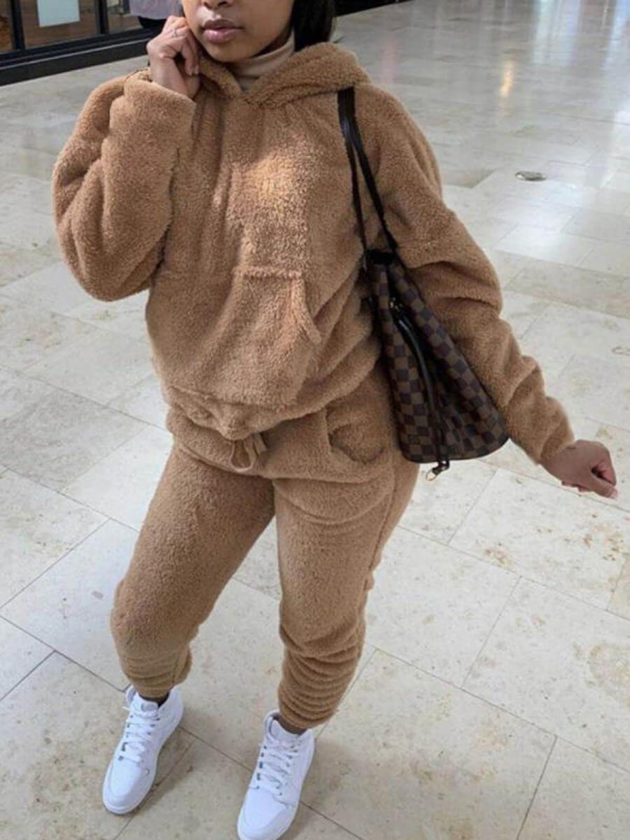 

LW Kangaroo Pocket Oversized Plush Pants Set, Caramel color