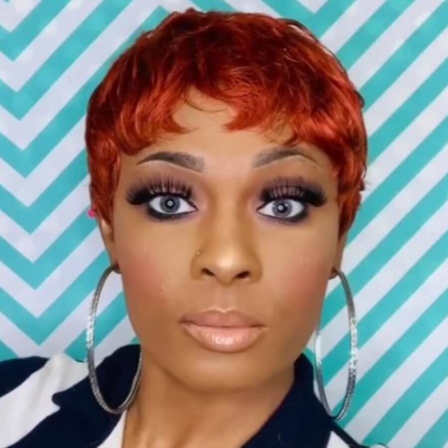 

Lovely Stylish Short Jacinth Wigs