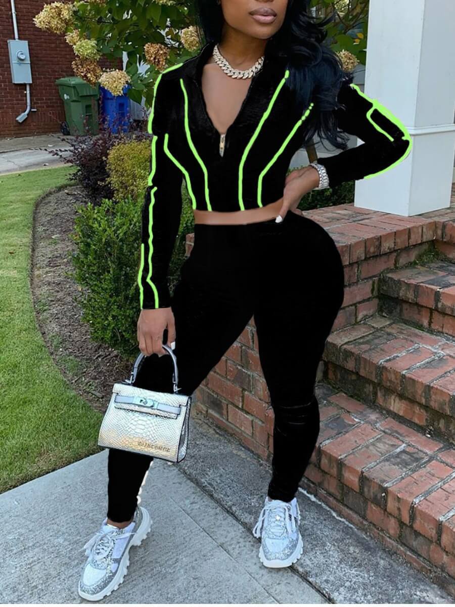 

Lovely Casual Hooded Collar Striped Stitching Black Two Piece Pants Set