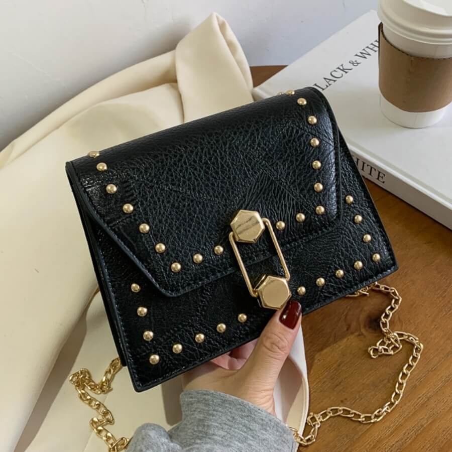 

Lovely Trendy Buttons Design Chain Strap Black Crossbody Bag