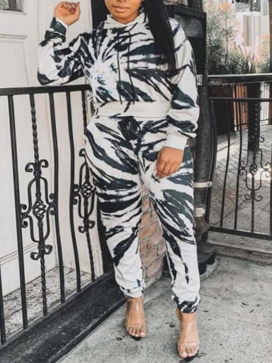 

Lovely Casual Hooded Collar Print Black Two Piece Pants Set