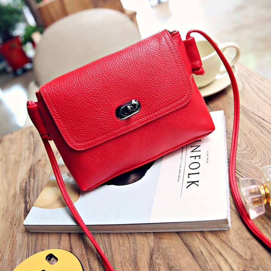 

Lovely Casual Basic Red Messenger Bag