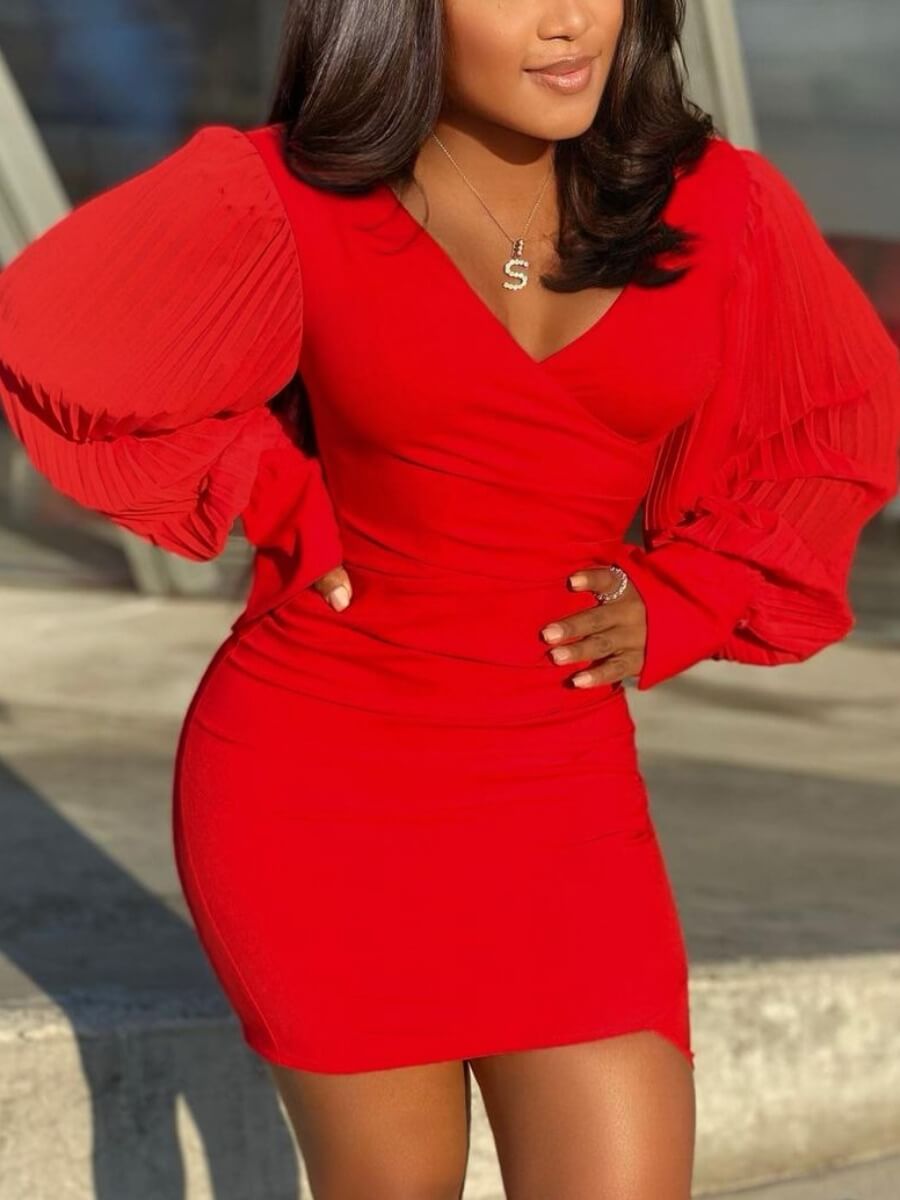 

Lovely Party V Neck Batwing Sleeve Red Mini Dress