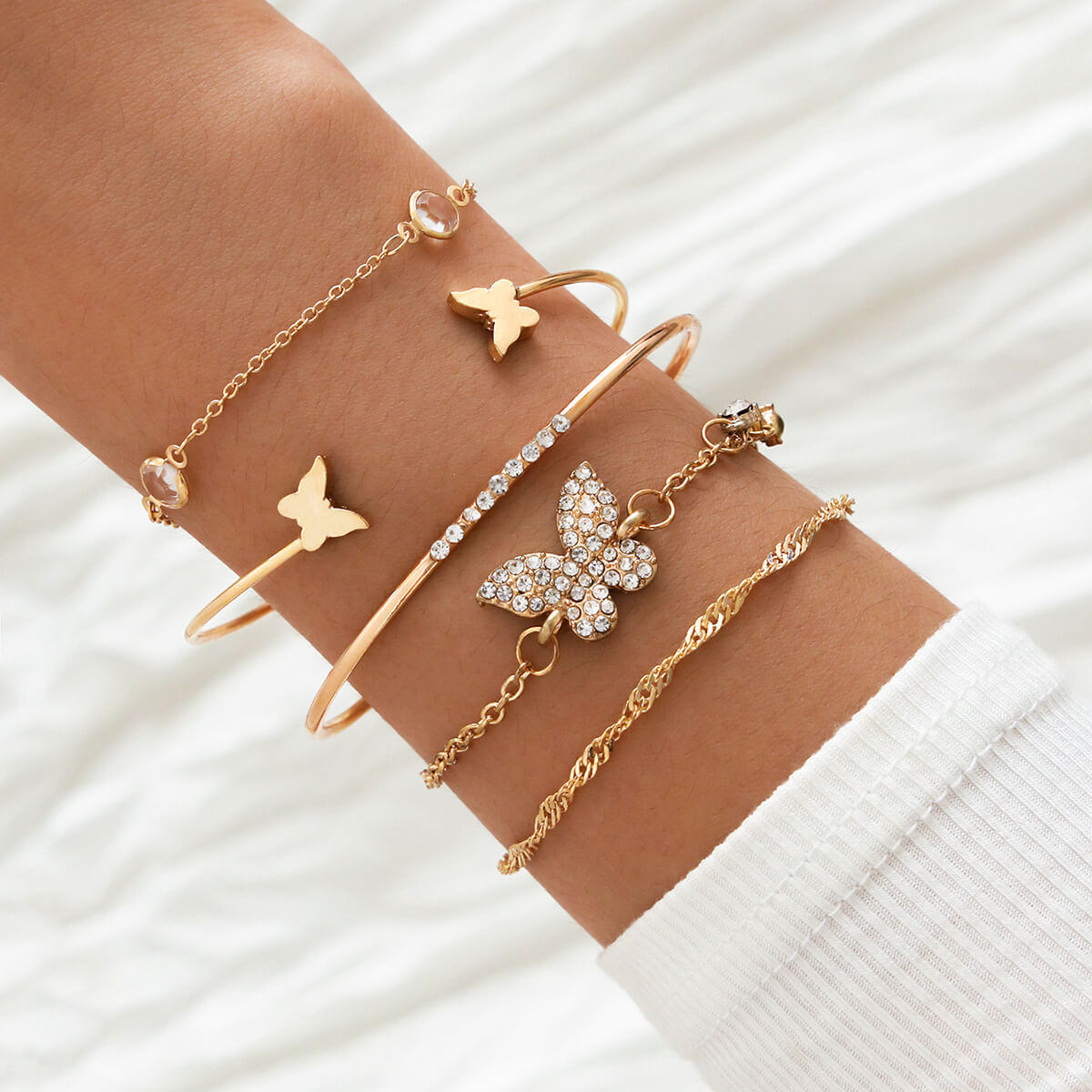 

Lovely Bohemian 5-piece Gold Bracelet