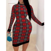 Lovely Casual Plaid Print Patchwork Skinny Red Kne