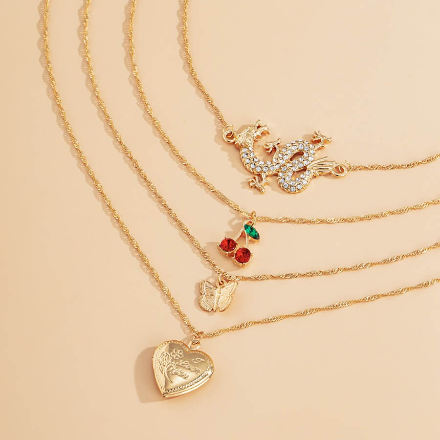 

Lovely Stylish Heart-shaped Sequined Gold Necklace