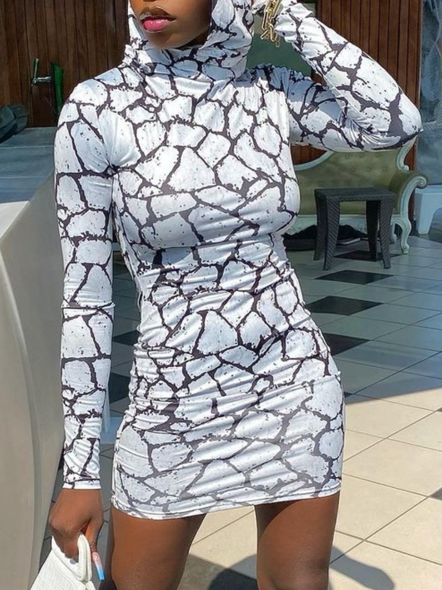 

LW Sweet Hooded Collar Geometric Print White Mini Dress(No-positioning Printing)
