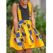 Lovely Girl Casual Geometric Print Flounce Design 