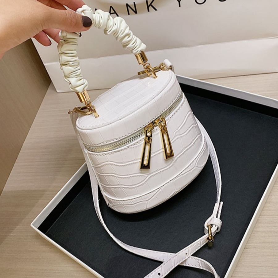 

LW Casual Metal Accessories Decoration White Crossbody Bag