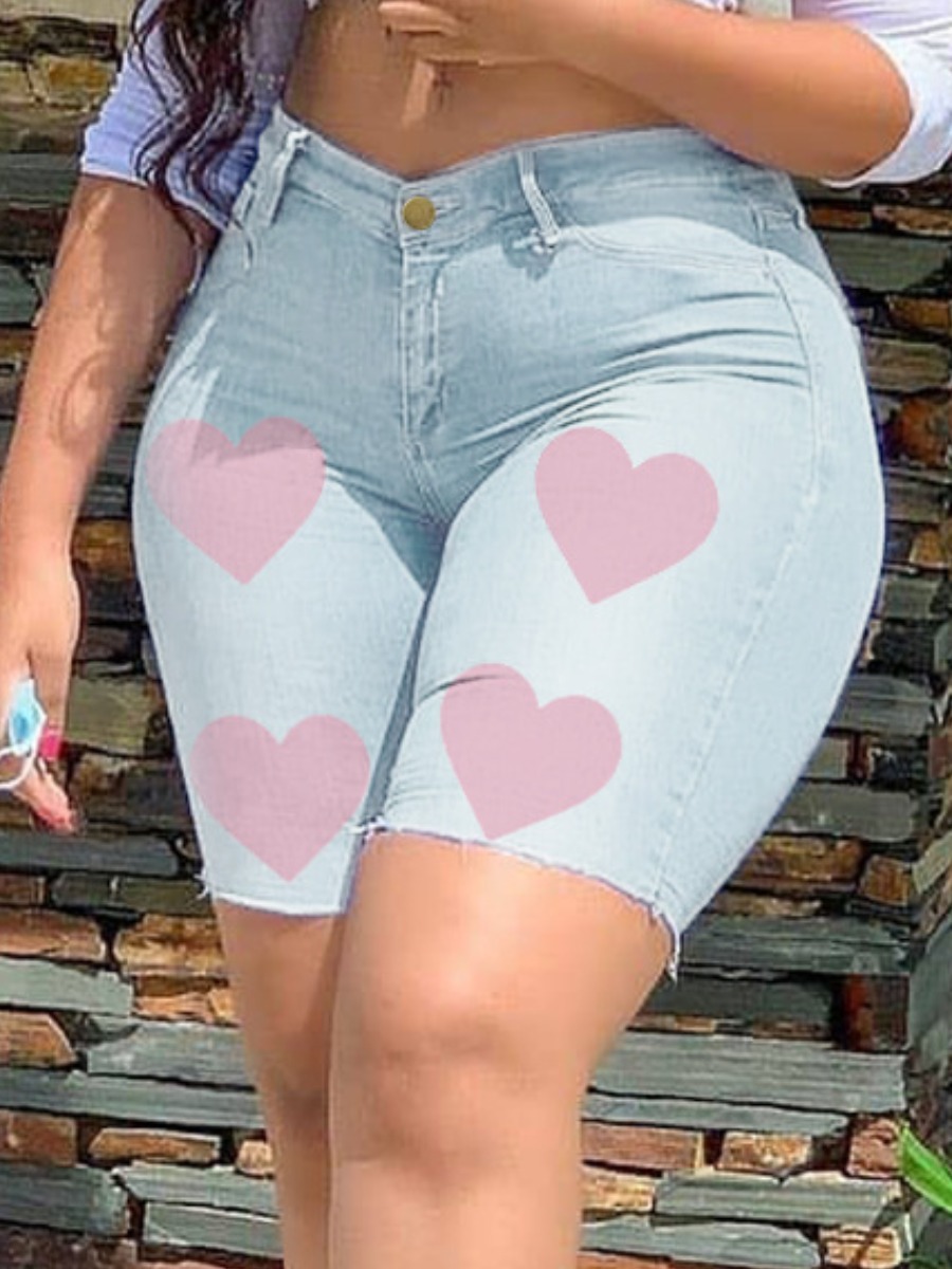 

Lovely Casual Heart-shaped Print Raw Edge Baby Blue Denim Shorts