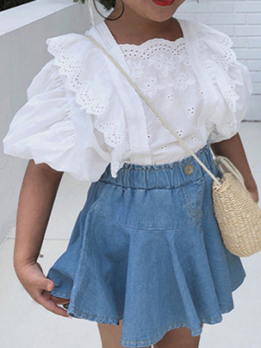 

Lovely Girl Hollow-out Ruffle Fold Design White Blouse