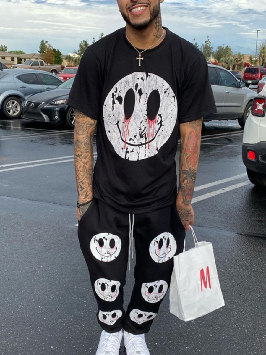 

Lovely Men Street Smiley Face Print Drawstring Black Two Piece Pants Set