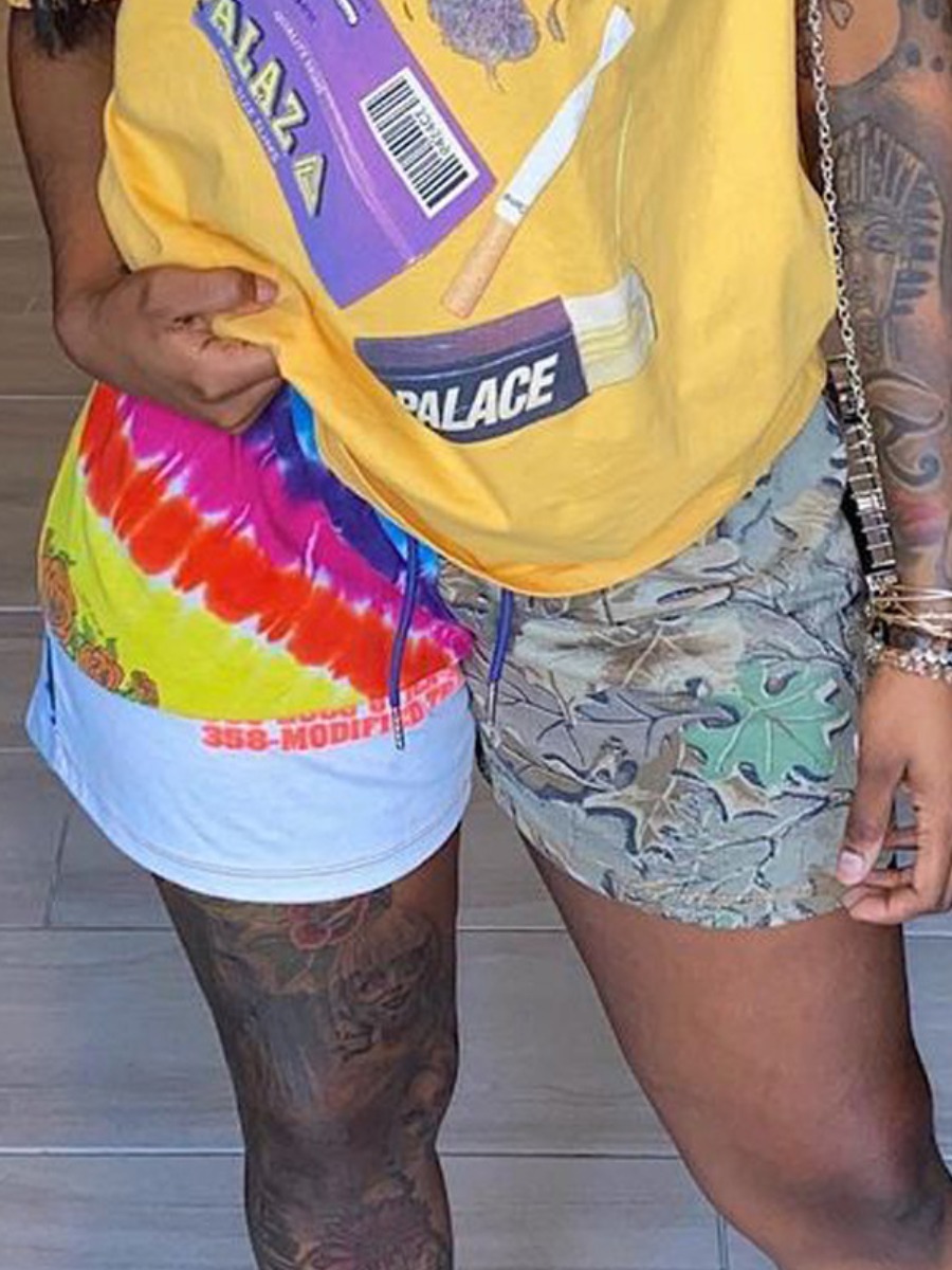 

Lovely Street Print Drawstring Multicolor Shorts, Multi