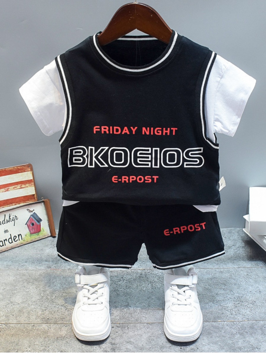 

Lovely Boy Sporty Letter Print Striped Black Two Piece Shorts Set