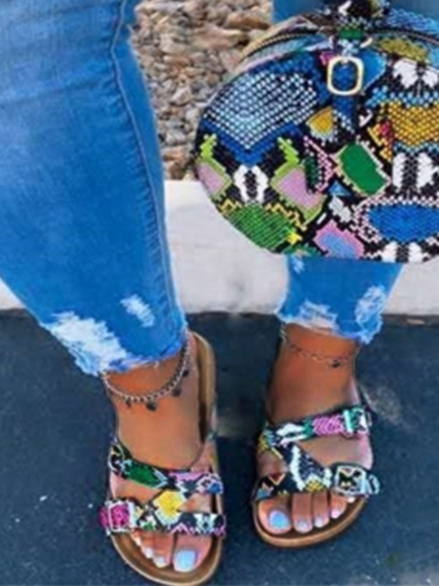 

LW Casual Cobra Print Round-toe Slippers