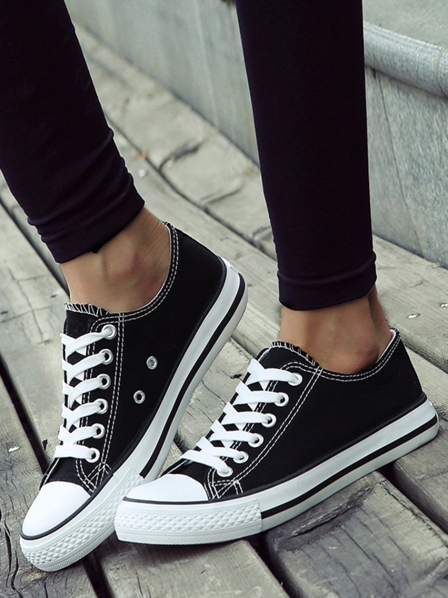 

Lovely Casual Bandage Design Black Flats