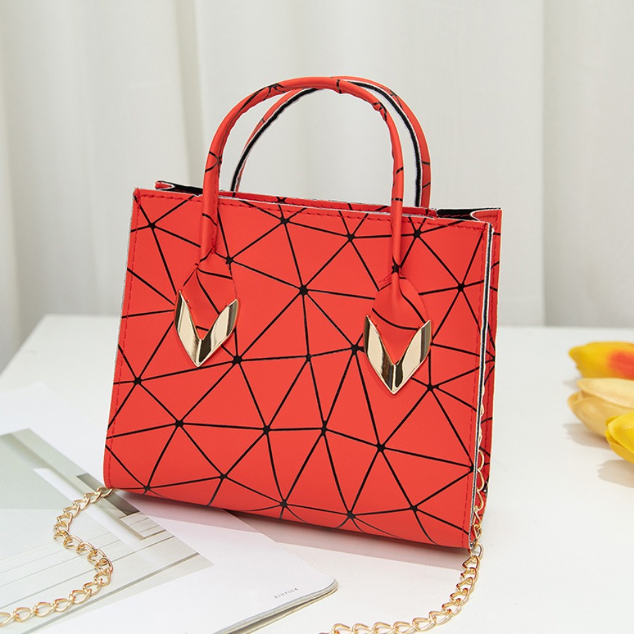 

LW Casual Geometric Print Chain Strap Red Crossbody Bag