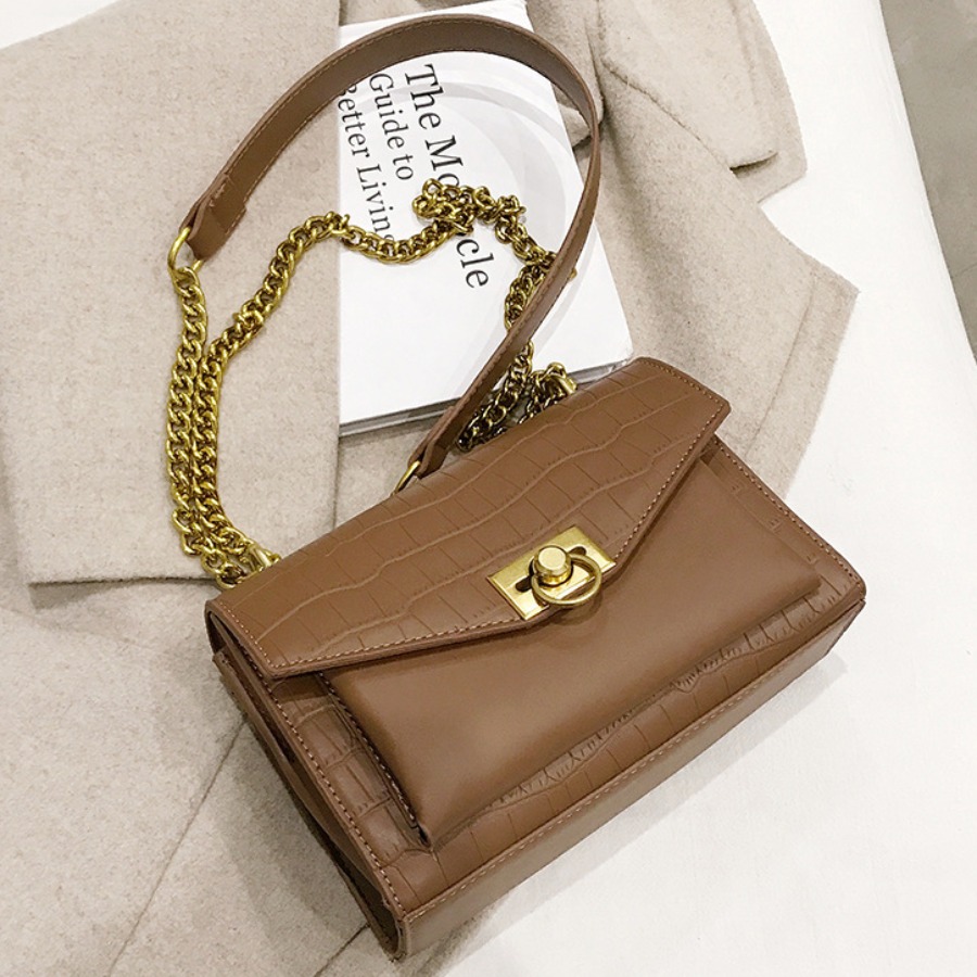 

Lovely Street Chain Strap Khaki Crossbody Bag
