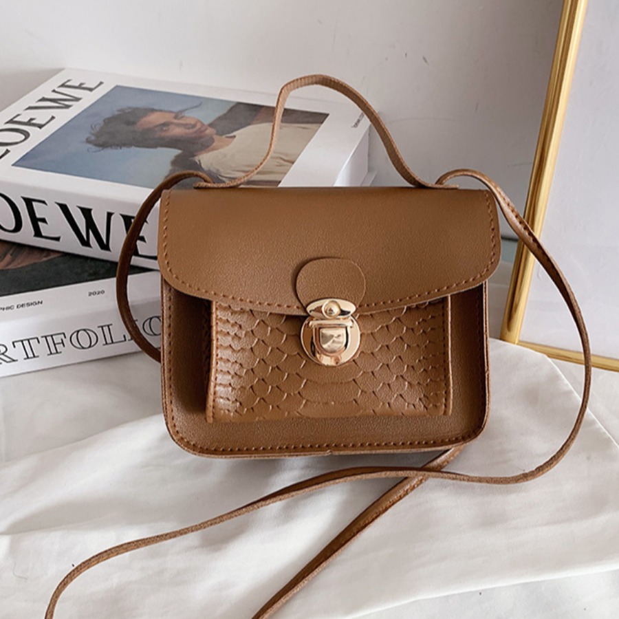 

Lovely Casual Metal Accessories Decoration Brown Crossbody Bag