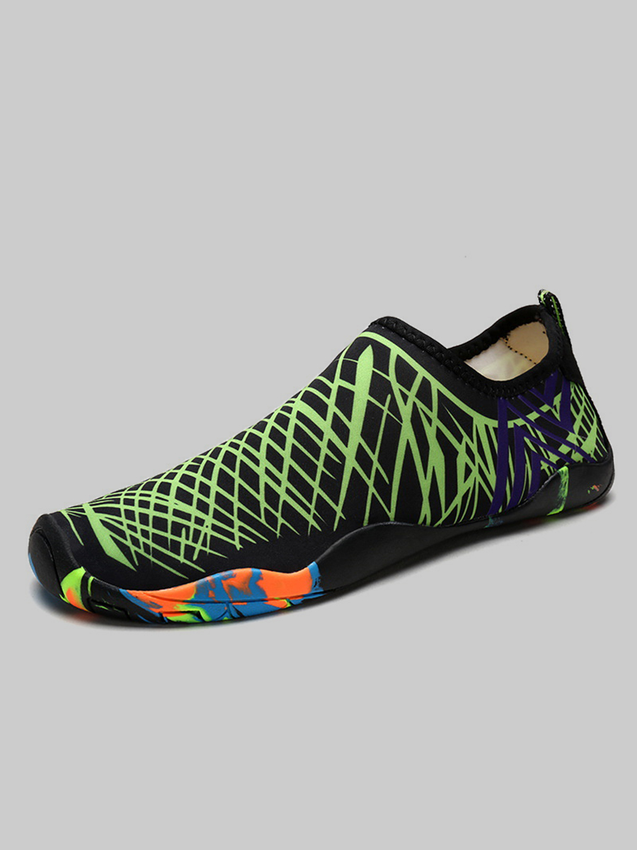 

Lovely Men Sporty Geometric Print Green Sneakers