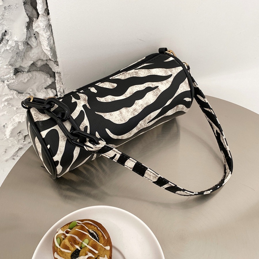 

Lovely Casual Zebra Stripe Chain Decoration Crossbody Bag