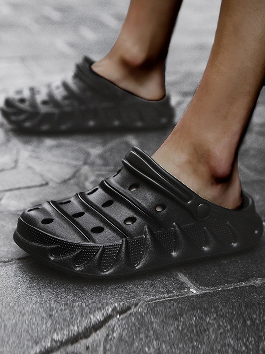 

Lovely Men Casual Hollow-out Black Slippers