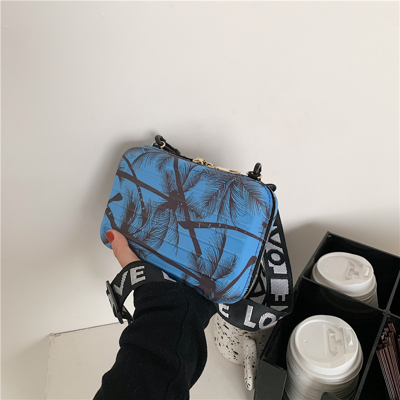 

Lovely Casual Plant Letter Print Blue Crossbody Bags