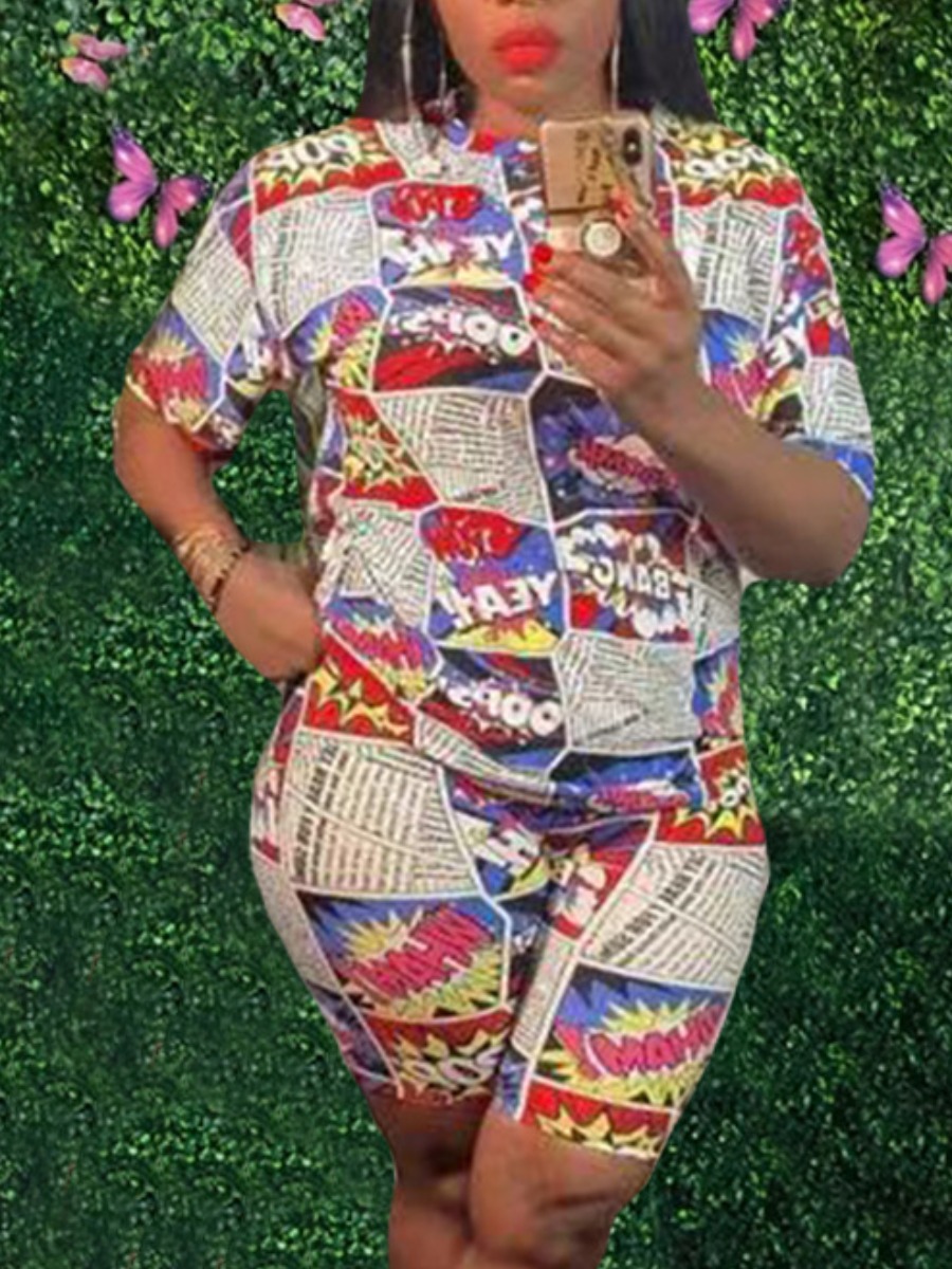 

Lovely Plus Size Street Newspaper Letter Print Red Two-piece Shorts Set