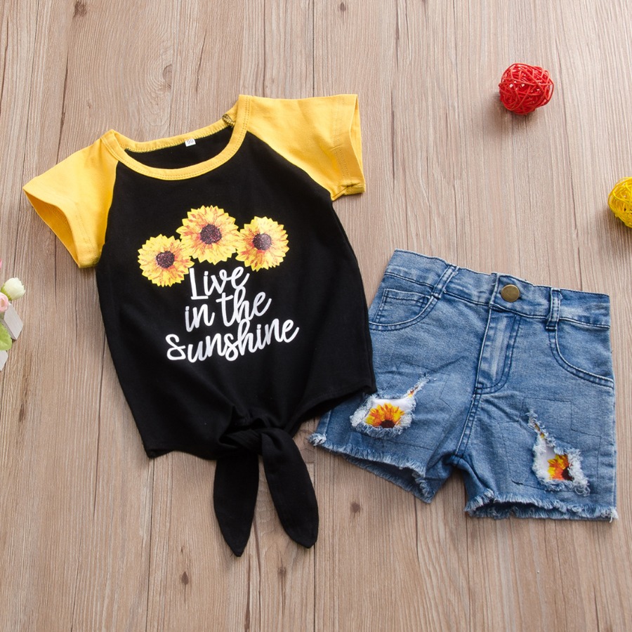 

Lovely Girl Casual Letter Floral Print Ripped Black Two Piece Shorts Set