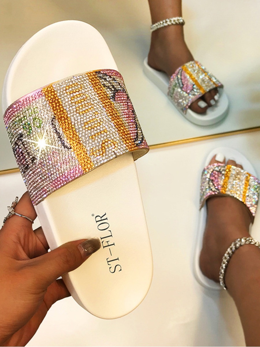 

Lovely Sweet Letter Sequined White Slippers
