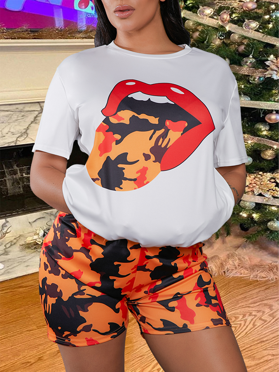

Lovely Plus Size Casual Lip Camo Print Orange Two-piece Shorts Set, Orange camouflage